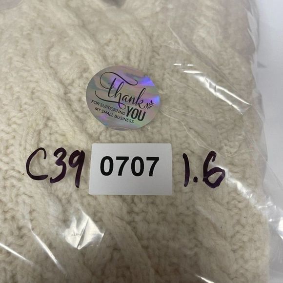 Paul James Vintage Womens 100% Wool Chunky Cable Knit Sweater Size L Fisherman - Picture 15 of 15